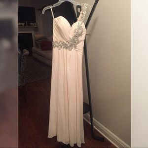 Beige/Cream Formal Dress